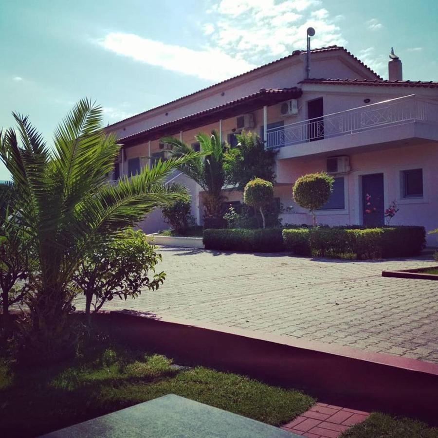 Aparthotel Ktima Xiliadou Chiliadou  Exterior foto