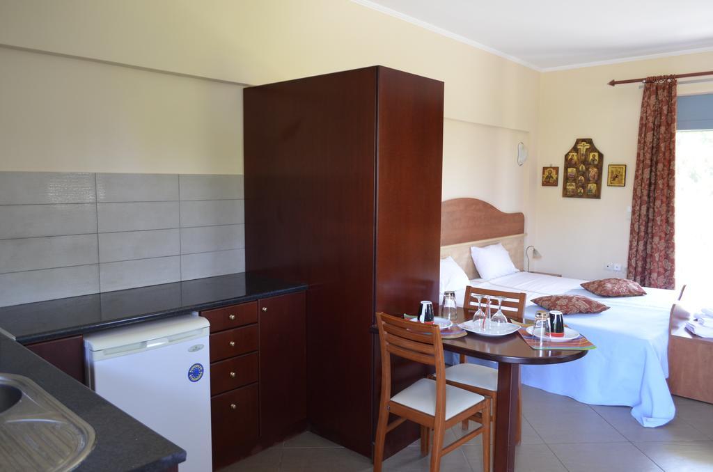 Aparthotel Ktima Xiliadou Chiliadou  Exterior foto
